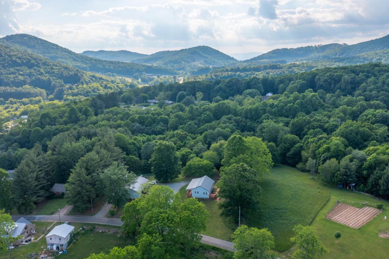 Newly Remodeled Luxury Cottage With Mountain Views Sparta Eksteriør billede